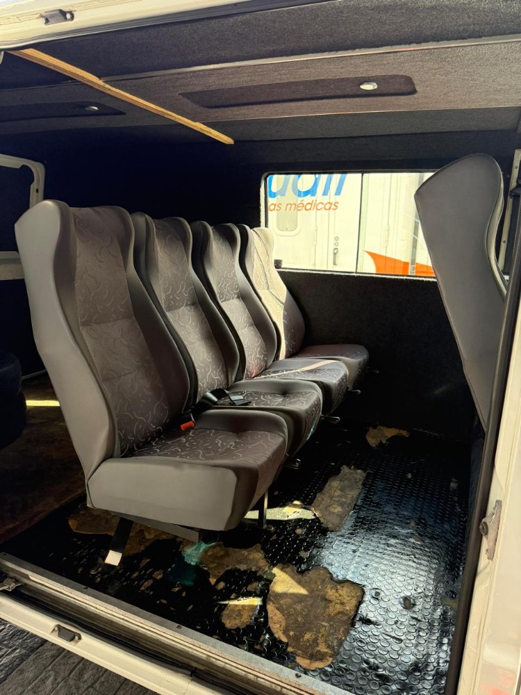 Peugeot Boxer Confort Larga — foto 11